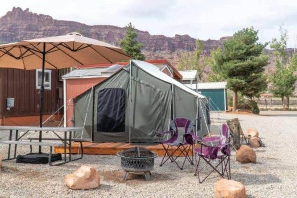 Rv Glamping Setup Tent In Rv Park #4 Ok-t4 Hébergement de vacances